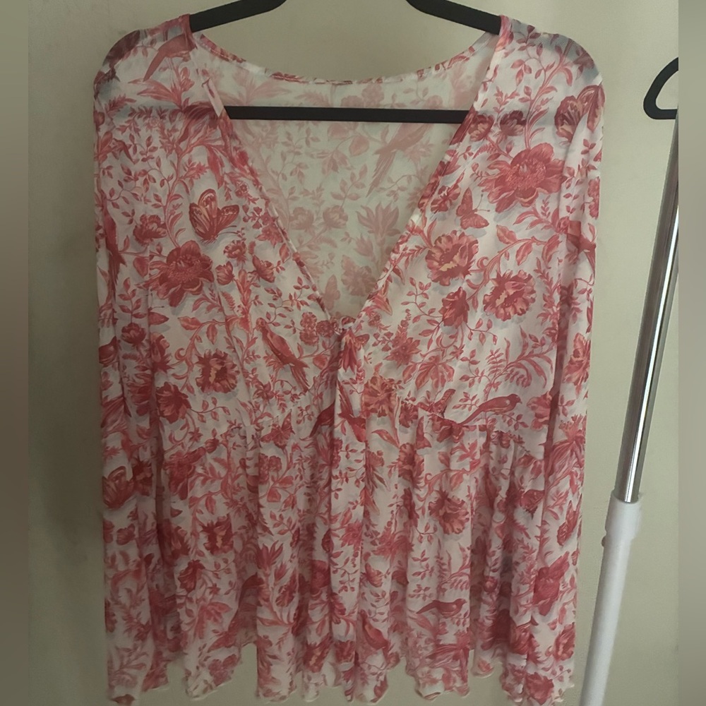 SHEIN Curve Pink and White Floral Blouse